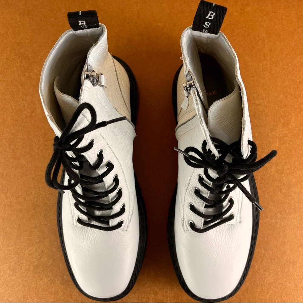 BLACK SUEDE STUDIO WHITE LEATHER COMBAT BOOTS - Picture 12 of 13